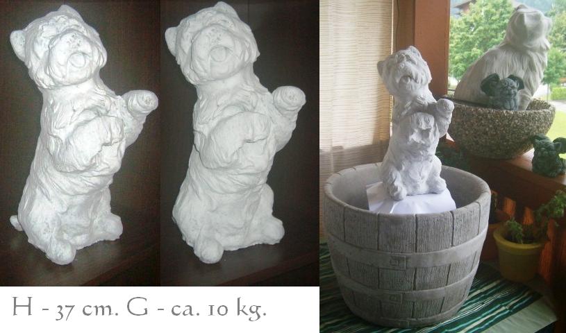 Malteser Skulptur Figur aus Beton